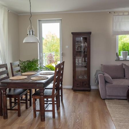 Two Garden Apartment, Apartament Z Dwoma Tarasami I Ogrodkami ポラニツァ・ズドゥルイ エクステリア 写真